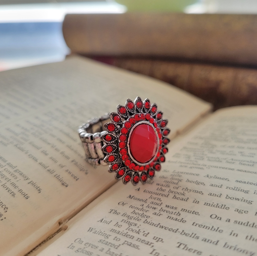 ModCloth red rhinestone ring - Picture 2 of 9